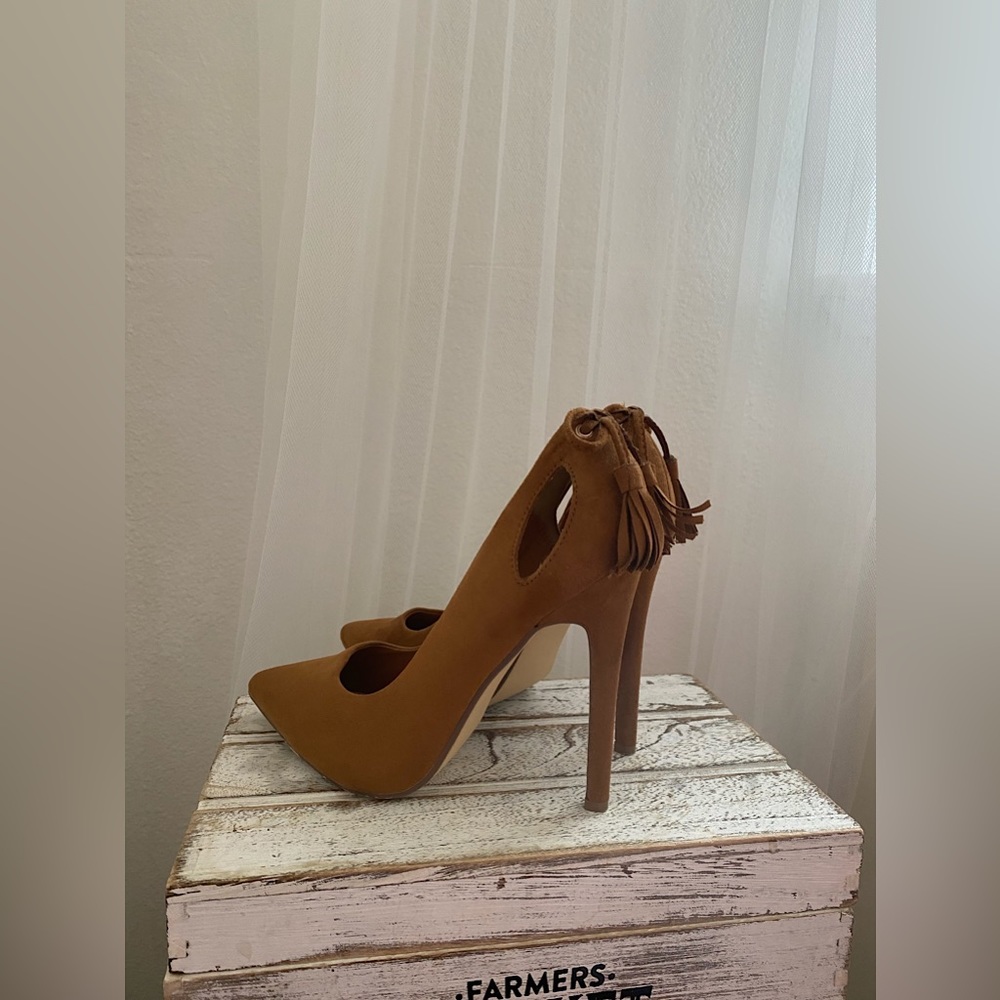 Brown elegant stilettos high heels